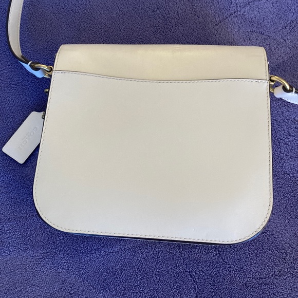 Coach Hutton saddle crossbody - Picture 6 of 10
